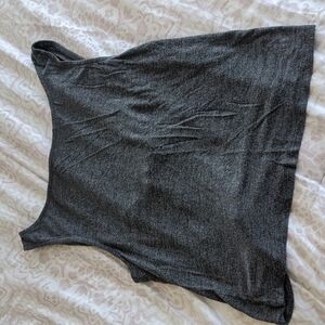 Gray top with back cutout bow detail - 🚨 3 for 💲10 ‼️